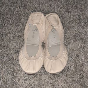 Yosi Samra cream flats so.8